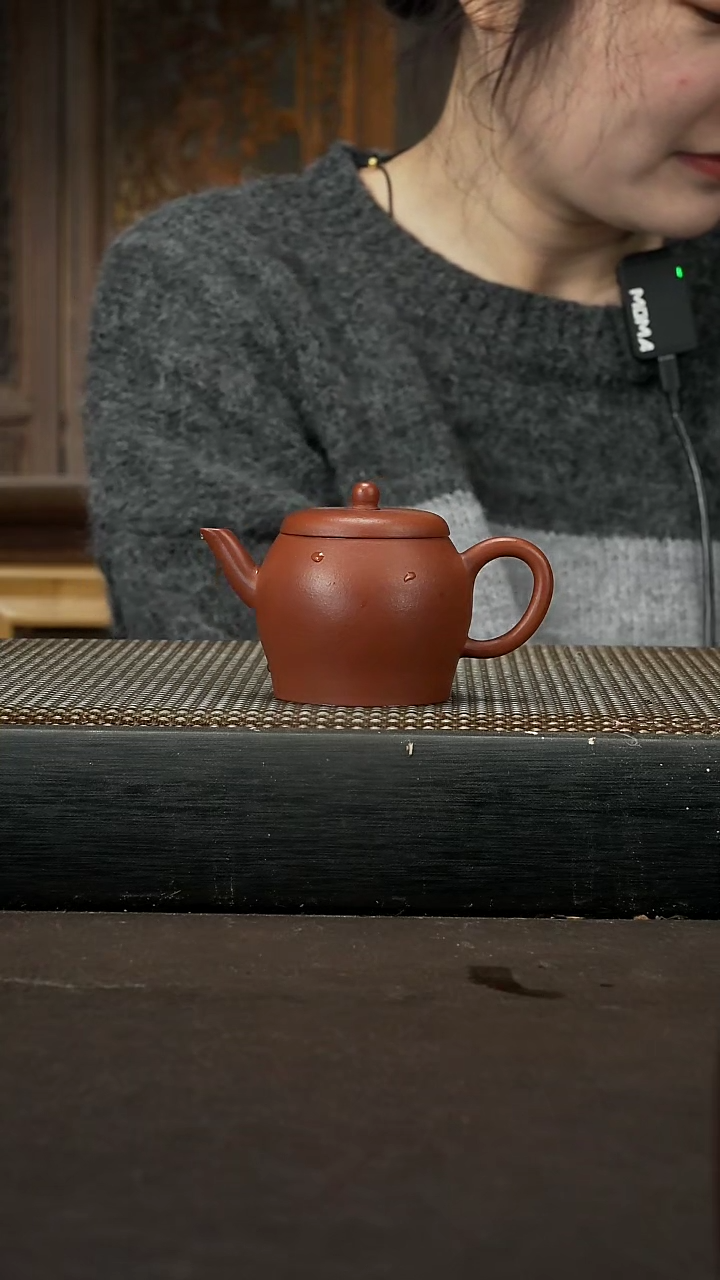 【闪购商品】紫砂茶壶赵庄朱泥 翁型壶90cc 051