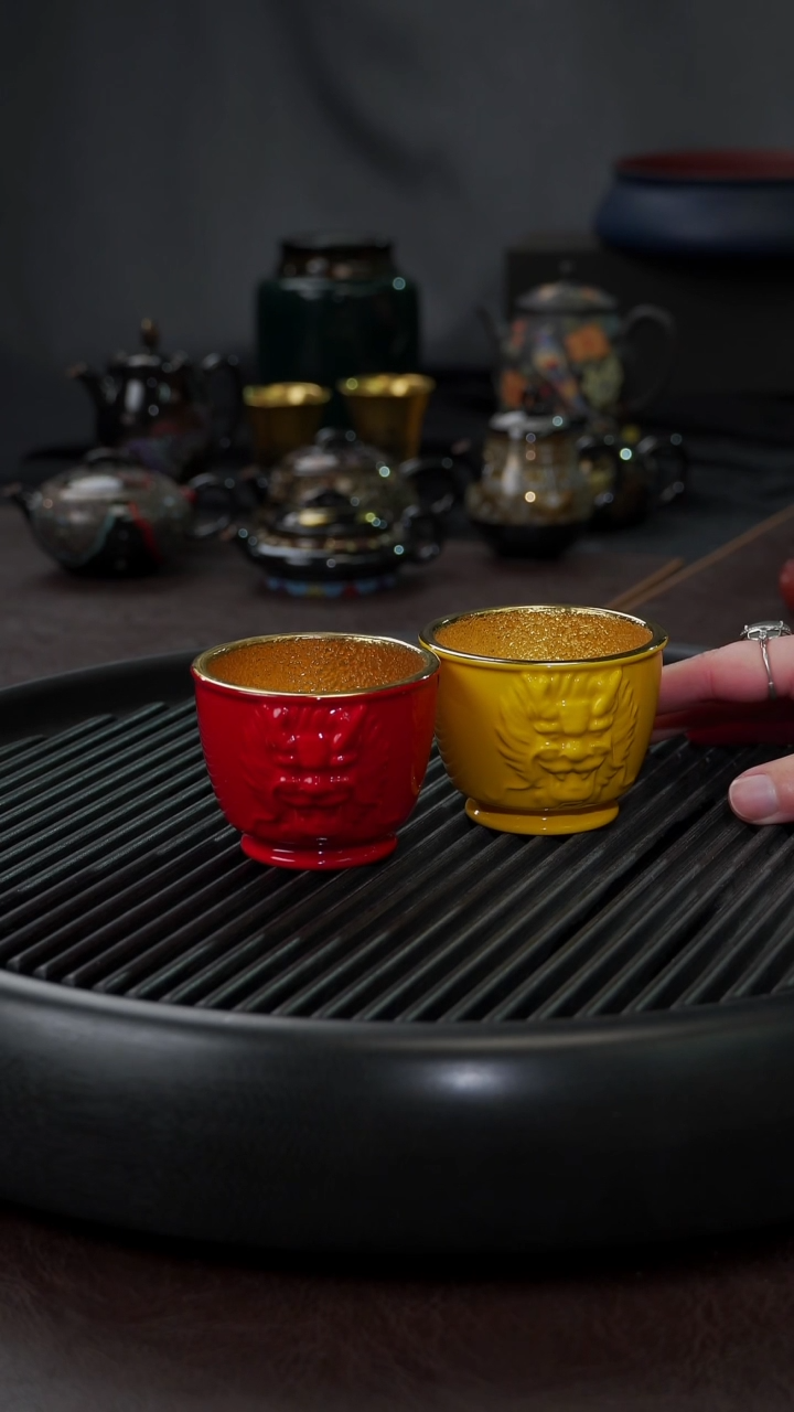 【闪购商品】杯【宜景窑中国红鎏金系列】虎啸龙吟