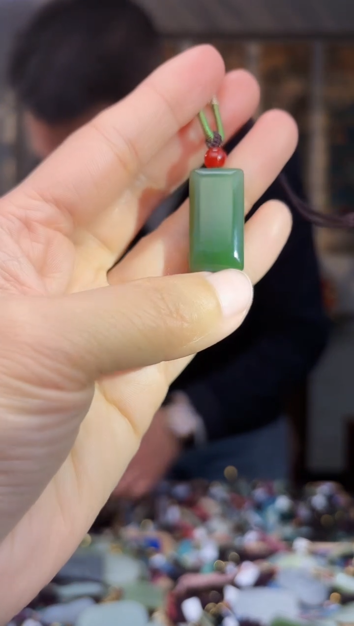 【闪购商品】和田玉挂件未镶嵌拍一发一