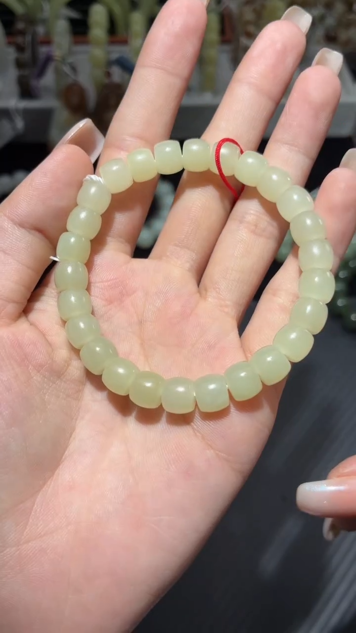 未镶嵌手串和田玉若羌微色差黄口卡8直切手串