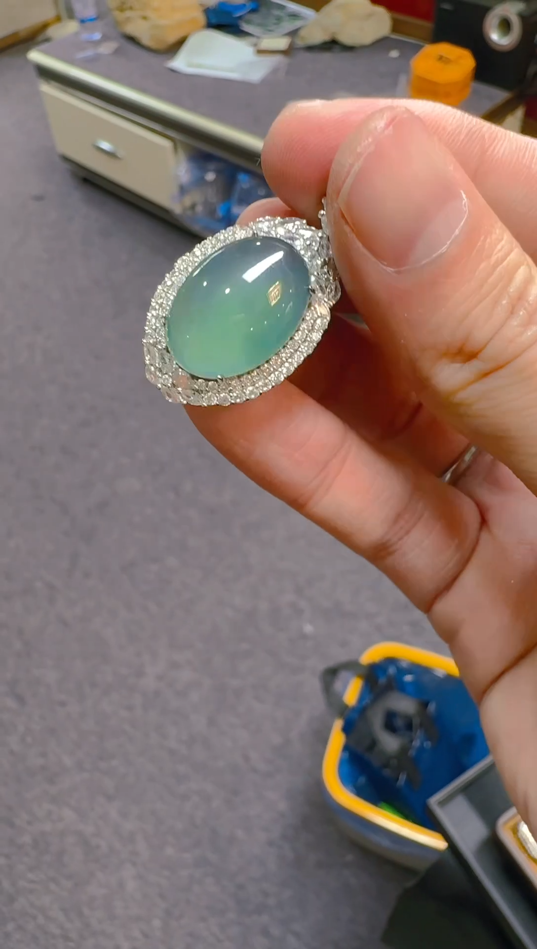 【闪购商品】翡翠吊坠(赠链)银S925镶嵌天然A货翡翠