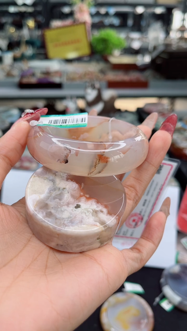 【闪购商品】石英质玉手镯未镶嵌56圈口（赠品镯心）3505339