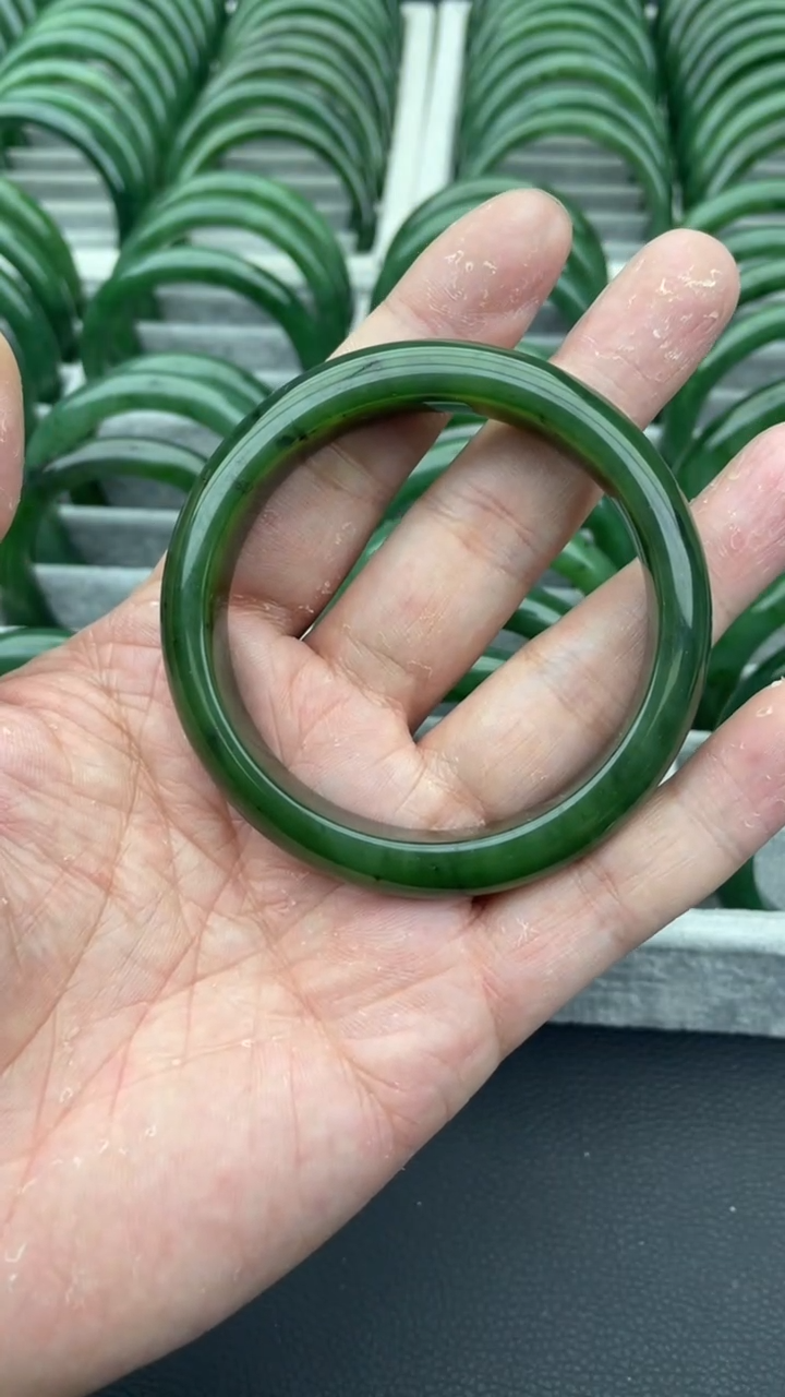 未镶嵌手镯和田玉（碧玉）16-58.5