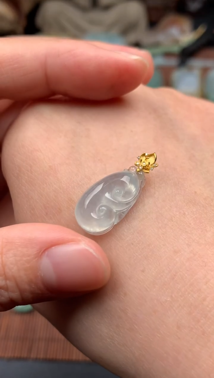 吊坠(不含链)18K金镶嵌翡翠吊坠