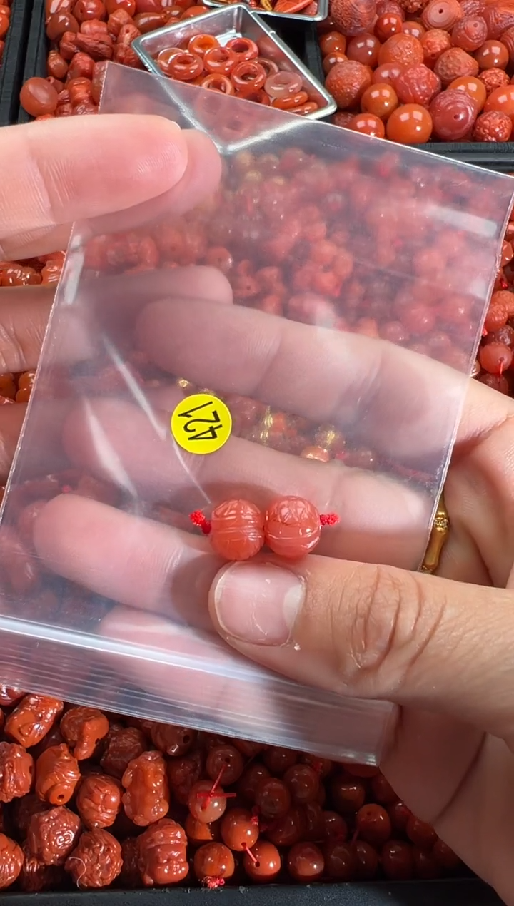 【闪购商品】南红玛瑙颈饰未镶嵌1