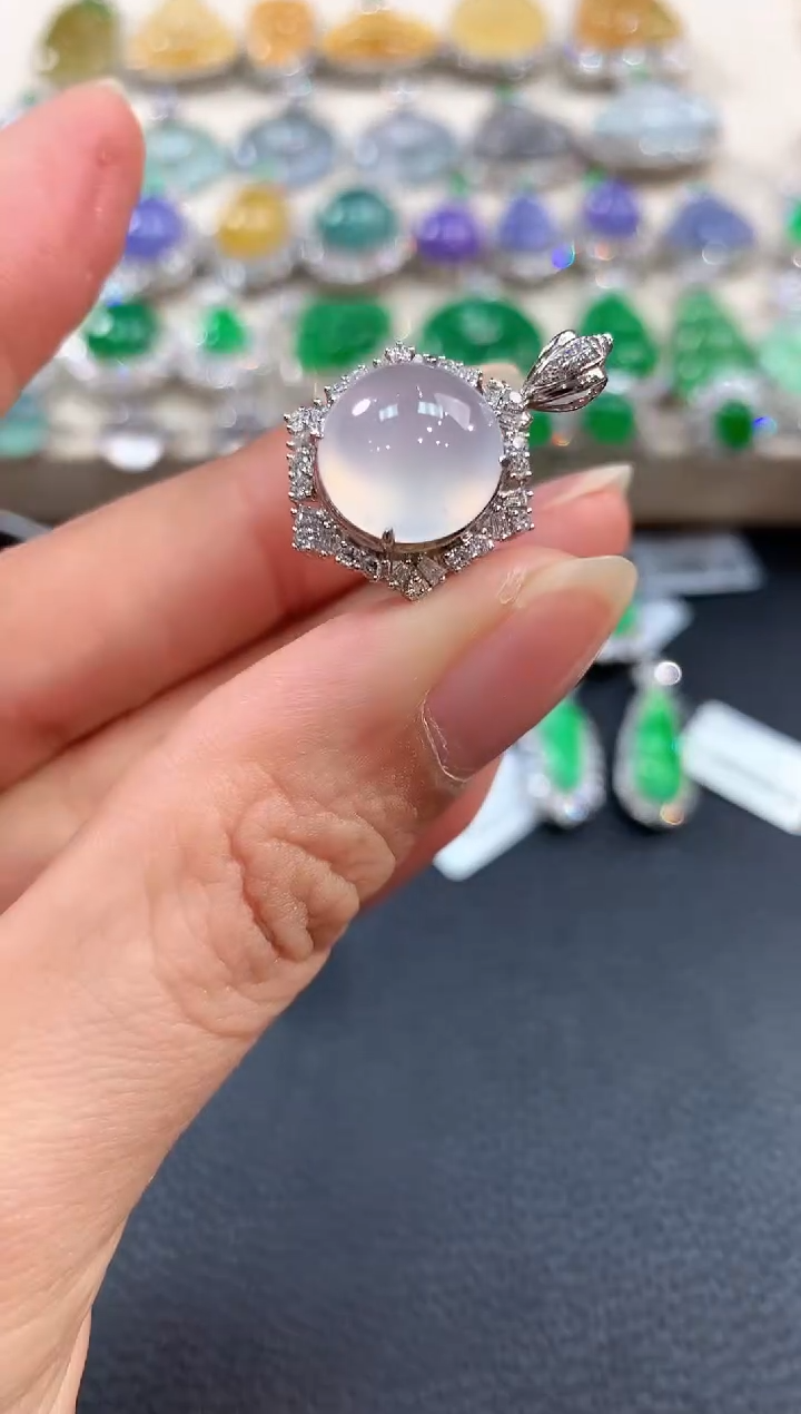 【闪购商品】翡翠戒指18K金镶嵌m7       1