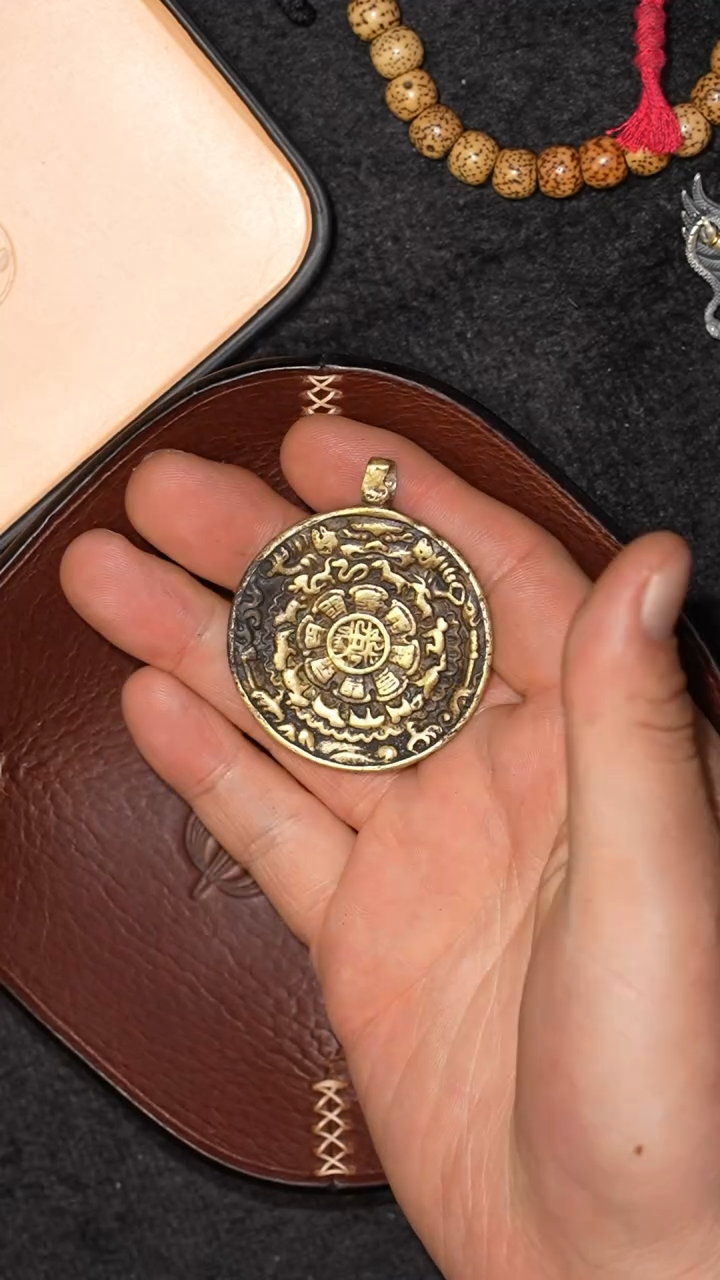 【闪购商品】冲赛康胡子哥，藏传九宫八卦牌143