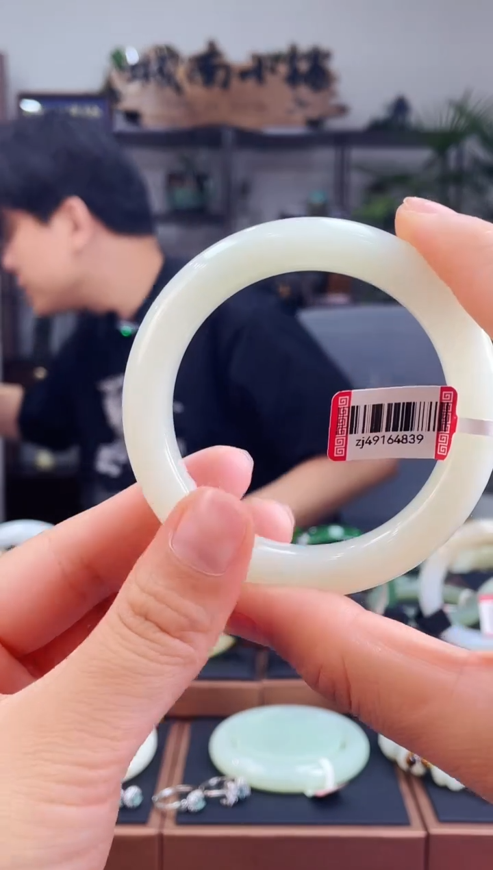 和田玉手镯未镶嵌57白玉49164839