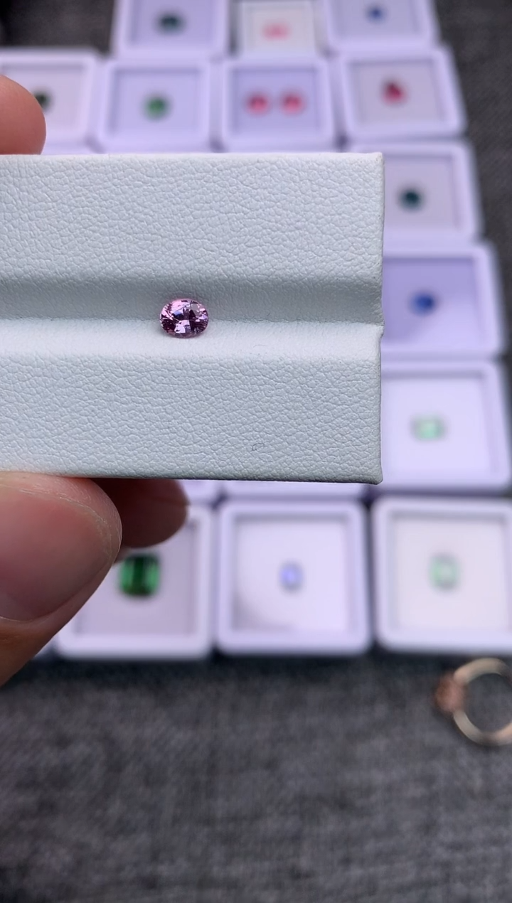 裸石蓝宝石0.33克拉