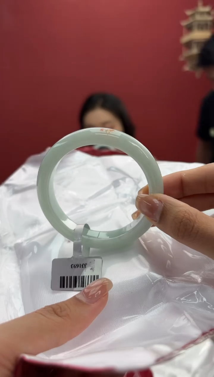 翡翠手镯未镶嵌5手镯