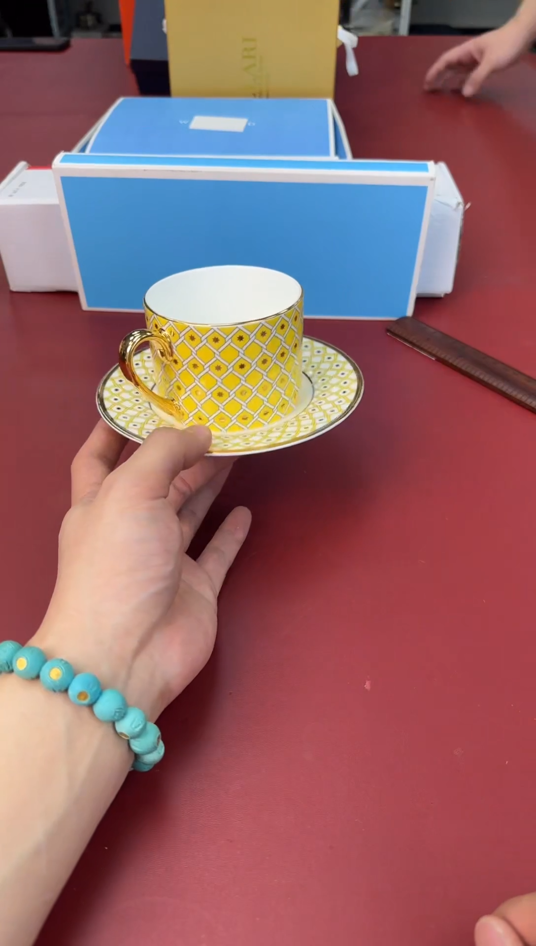 【闪购商品】瓷片新号开播全场漏@@H1842