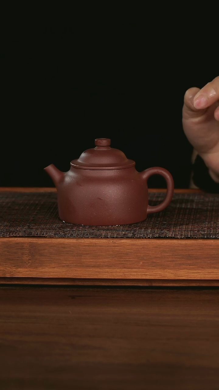 【闪购商品】紫砂茶壶 笠帽徳钟 老紫泥 150cc