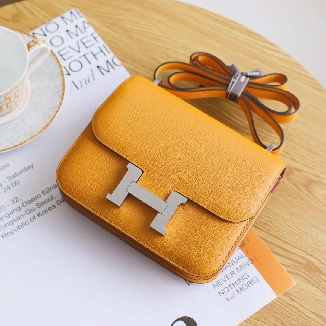 99新 Hermes/爱马仕 小花6珊 康康 19 芥末黄内拼粉 Chevre皮Z刻