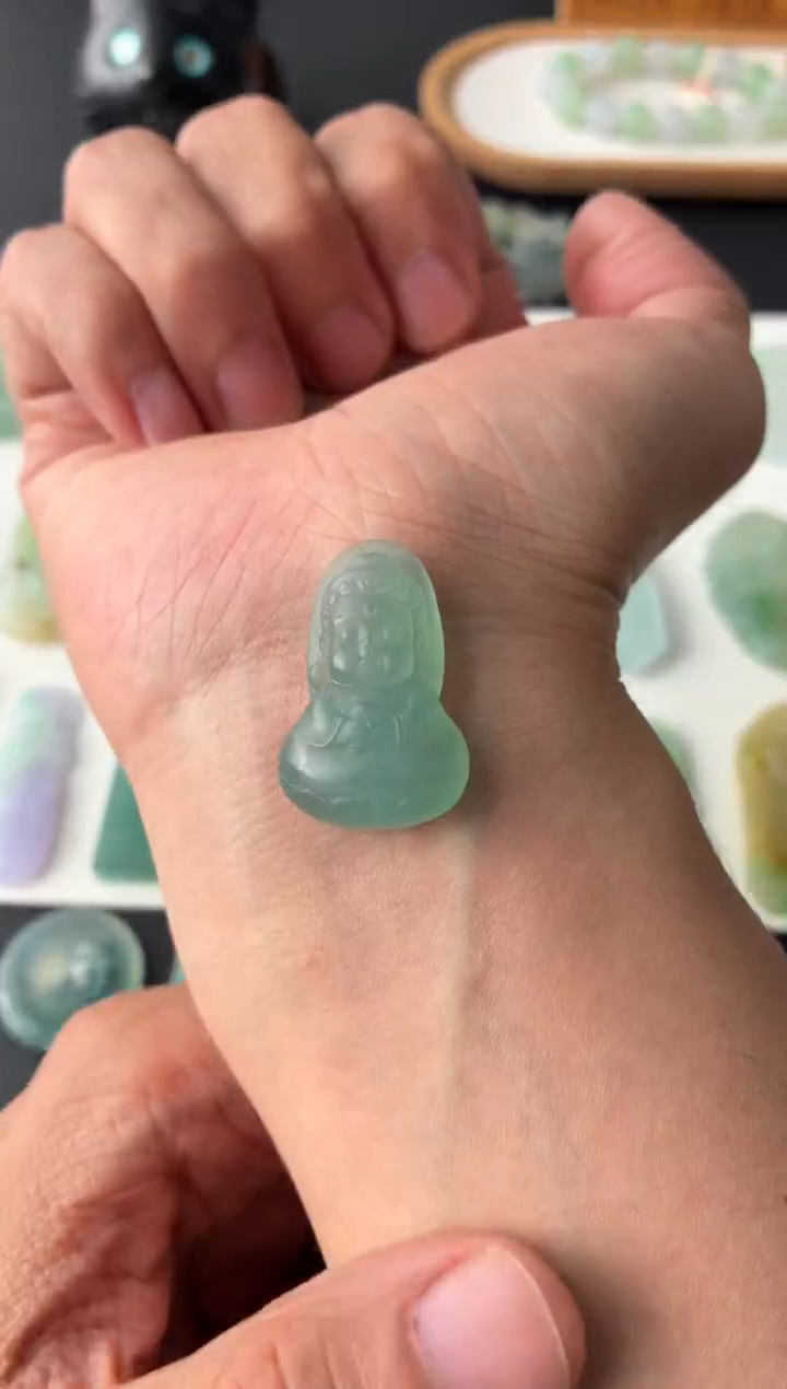 未镶嵌定制翡翠翡翠