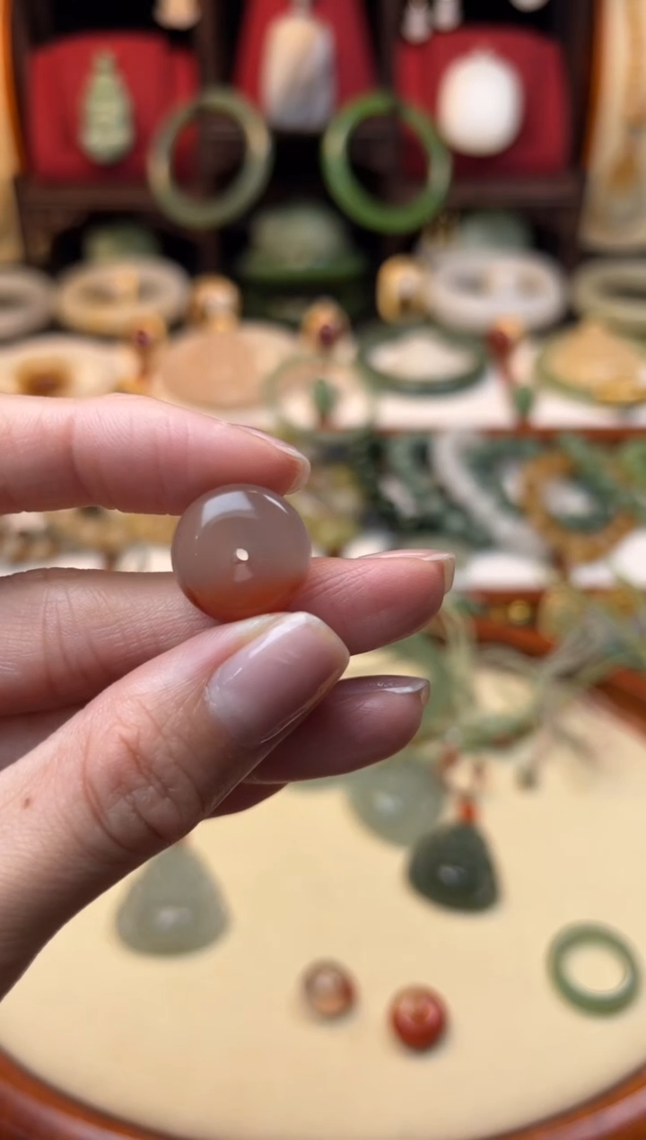 【闪购商品】南红玛瑙挂件未镶嵌放漏