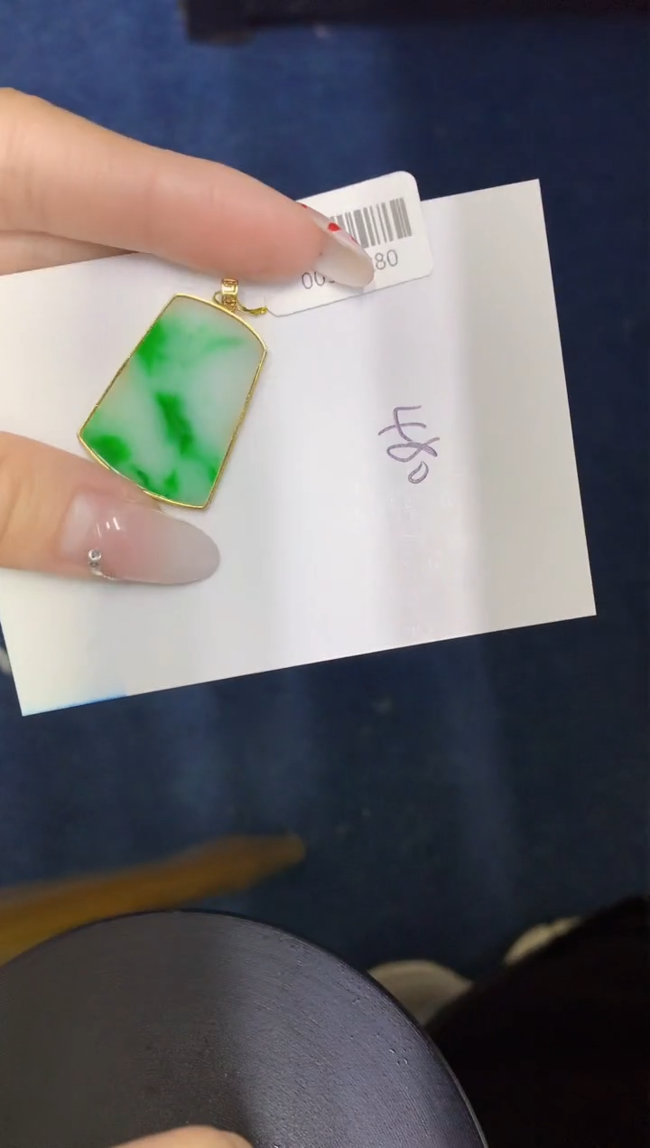 【闪购商品】翡翠颈饰18K金镶嵌0000000000