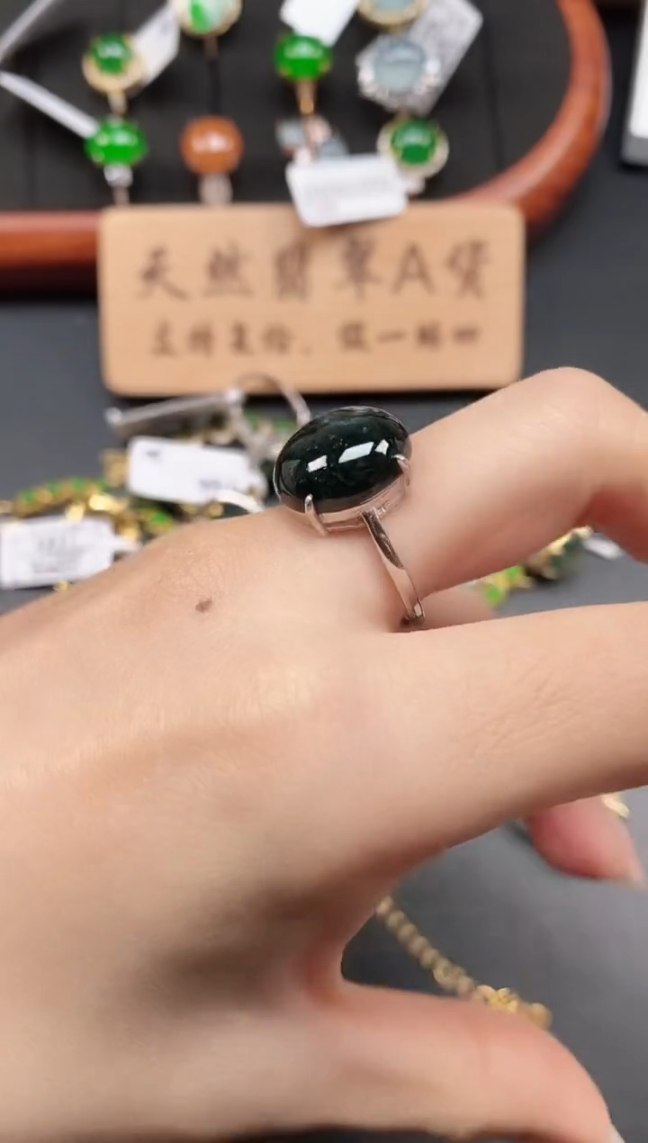 银S925镶嵌戒指翡翠1