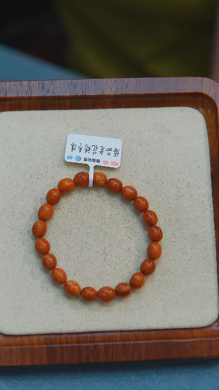 未镶嵌琥珀手链w6