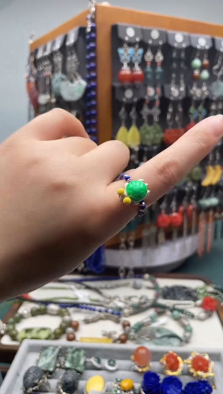 【闪购商品】青金石戒圈足银镶嵌饰品