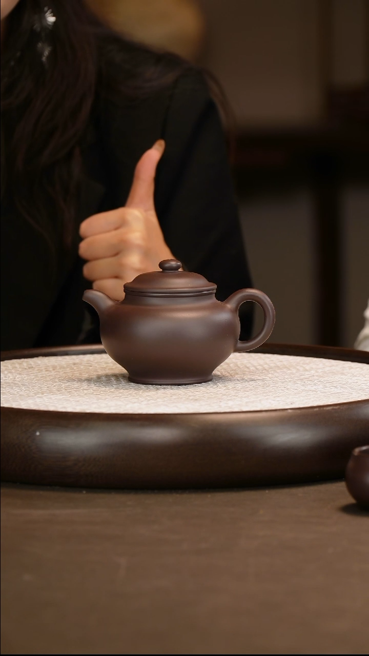 张彩萍 掇只 黑墩头 280c/杯