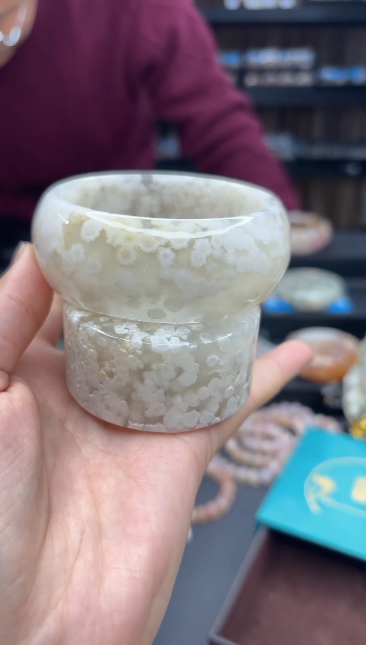 【闪购商品】石英质玉手镯未镶嵌57（60圈赠送镯心）