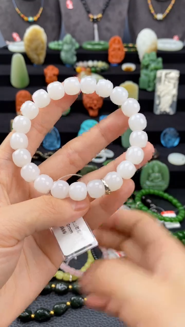 【闪购商品】和田玉-未镶嵌10mm金山老型手串