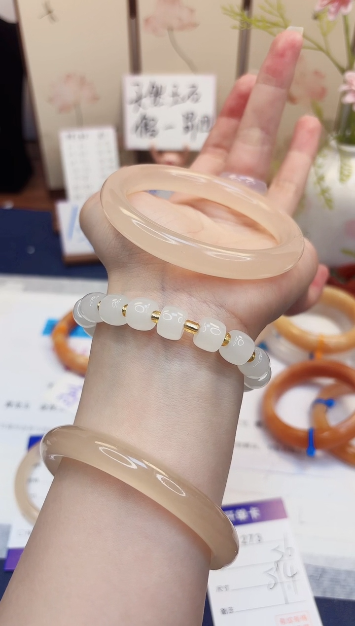 【闪购商品】石英质玉手镯未镶嵌273-美人条藕粉-圈口59