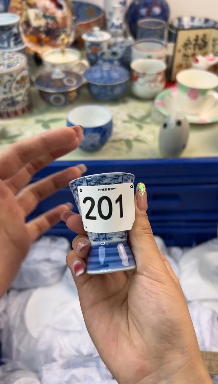 【闪购商品】瓷片201.................