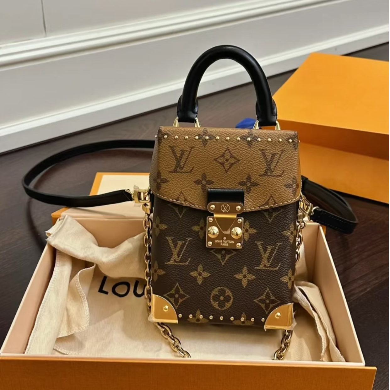 95新 LouisVuitton/路易威登 老花手柄相机盒子包 12cm 18736158 