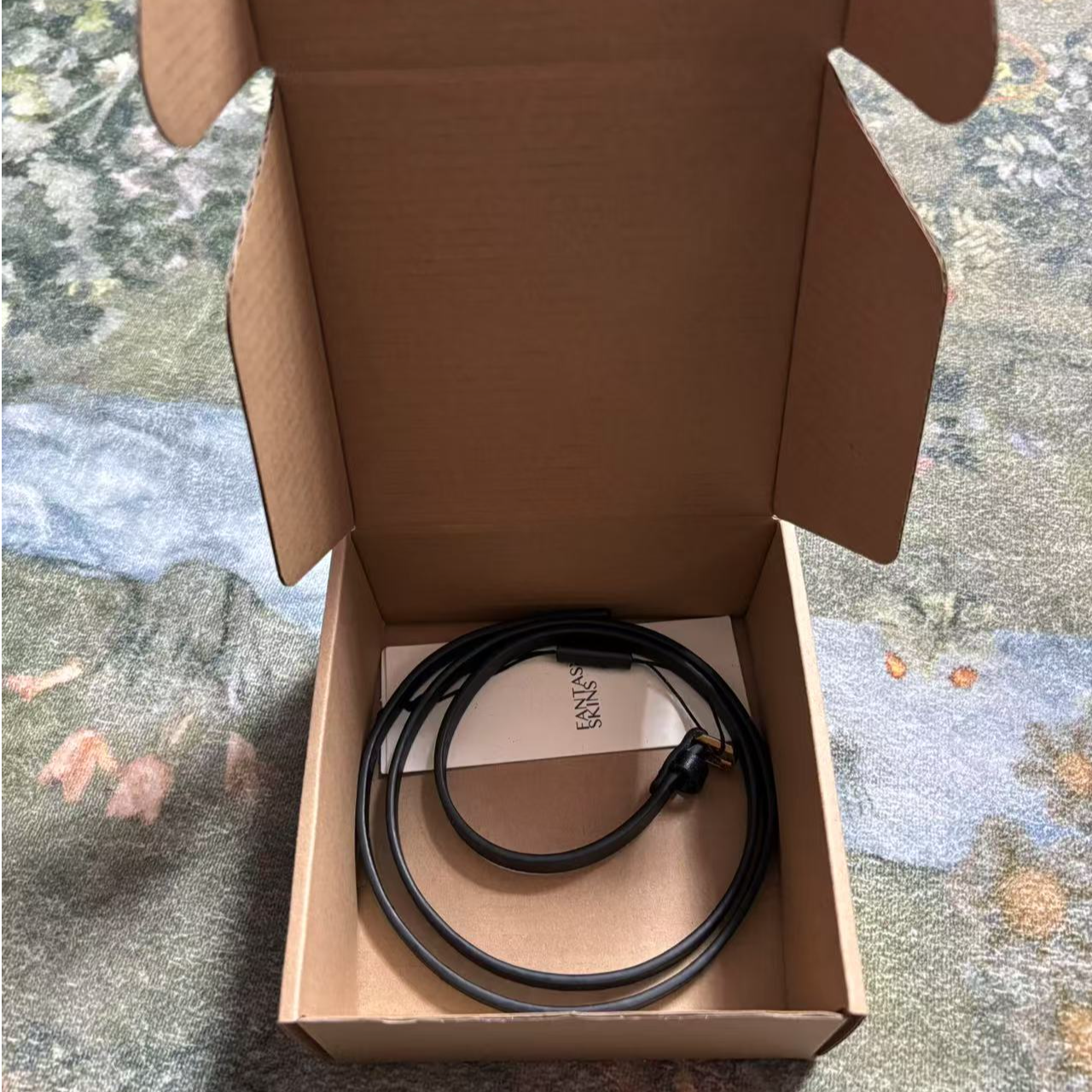 黑色女士牛皮细腰带