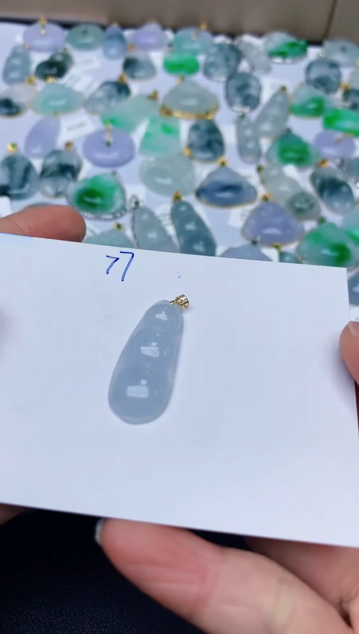 【闪购商品】翡翠颈饰18K金镶嵌天然翡翠A货    