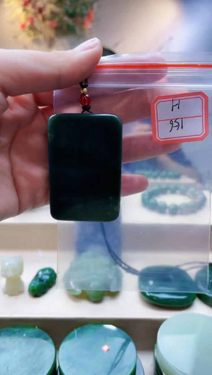 【闪购商品】和田玉挂件未镶嵌1