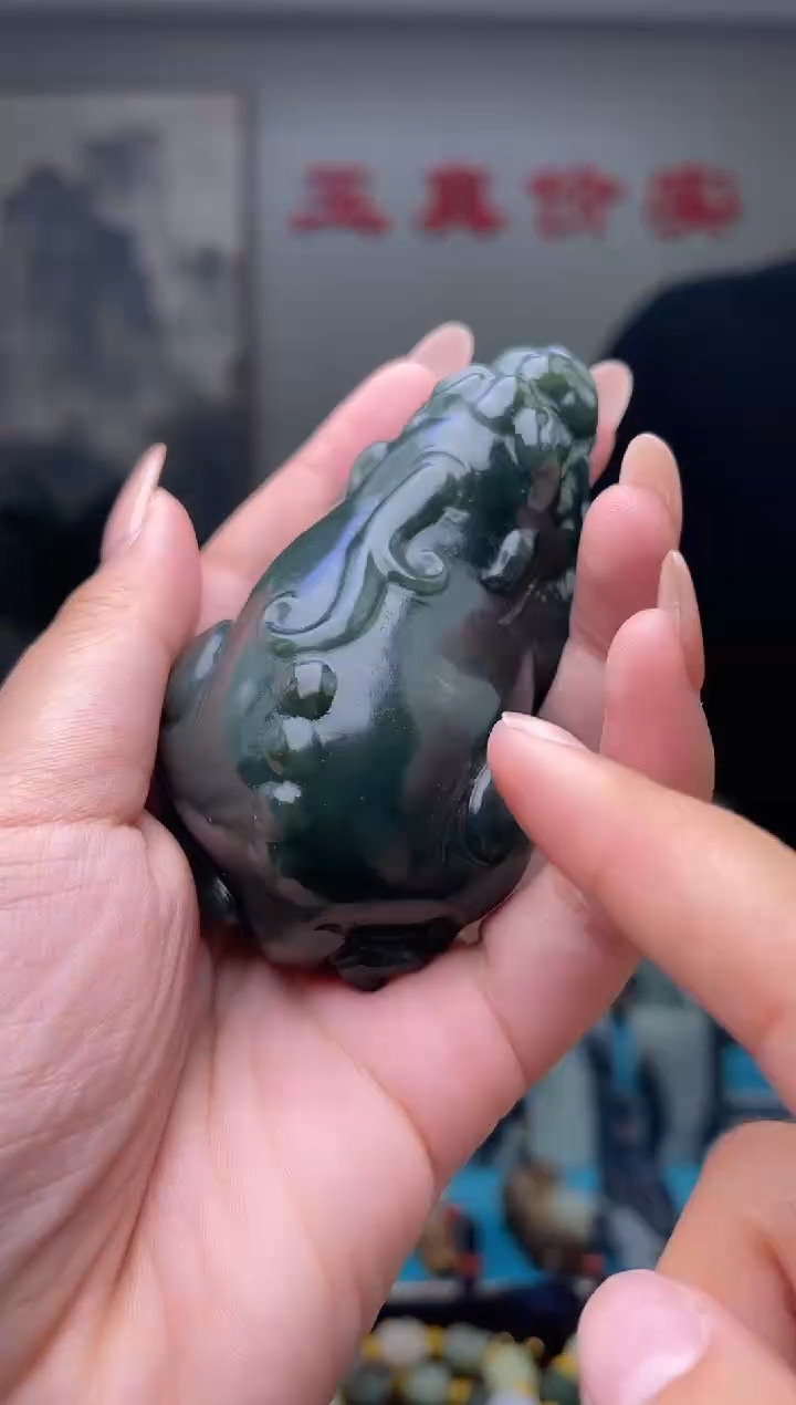 未镶嵌和田玉挂件1