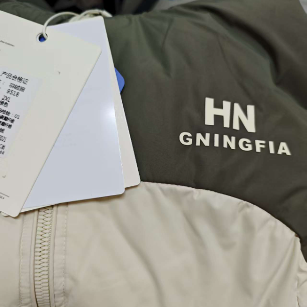 9518绿白G-【剪标】工装保暖情侣加厚外套