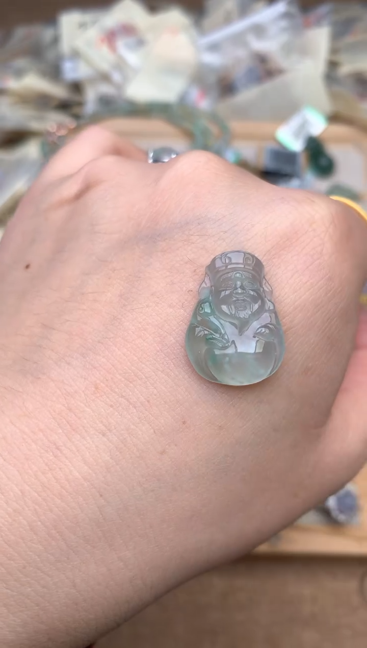 未镶嵌挂件翡翠1