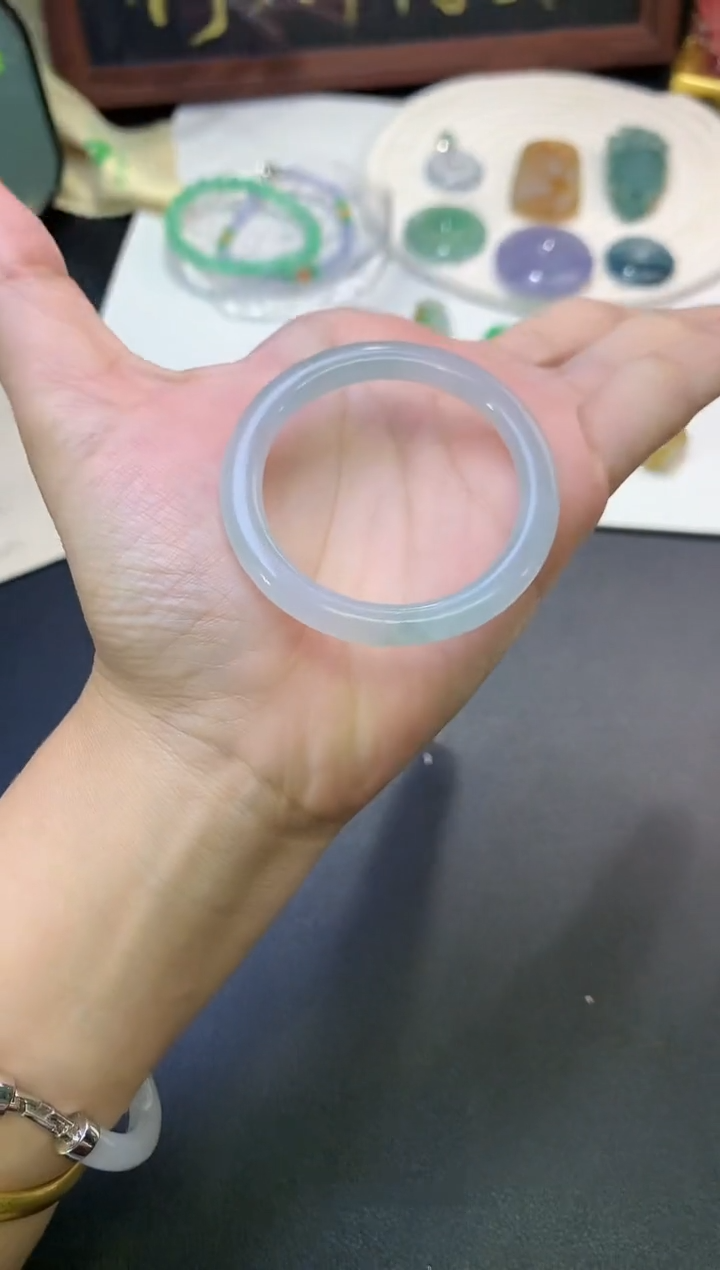 未镶嵌定制翡翠毛货