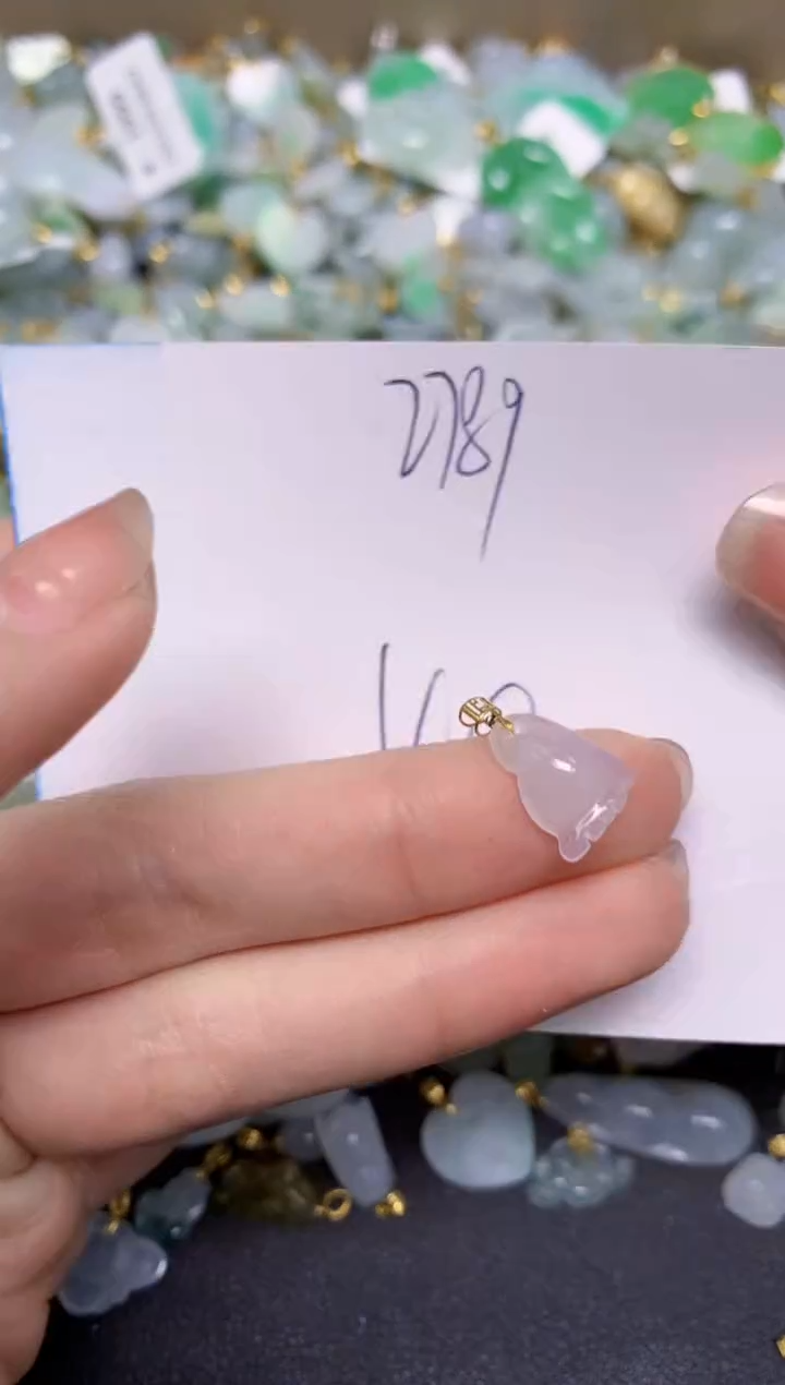 【闪购商品】翡翠颈饰18K金镶嵌天然翡翠A货