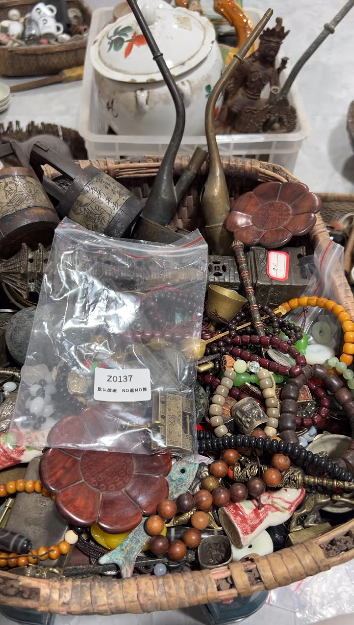 嘎*河秒拍秒付闪购瓷铜摆件