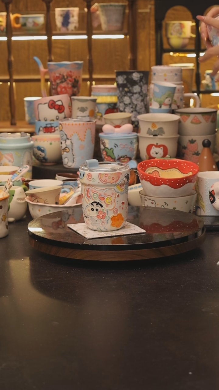 景德镇釉下彩绘设计师款式陶瓷