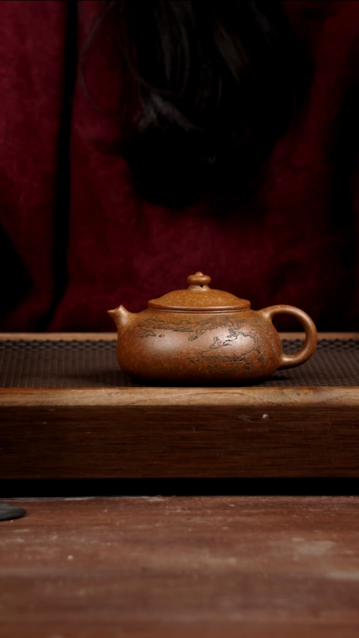 茶壶紫砂富*龙骨金砂寒江200CC