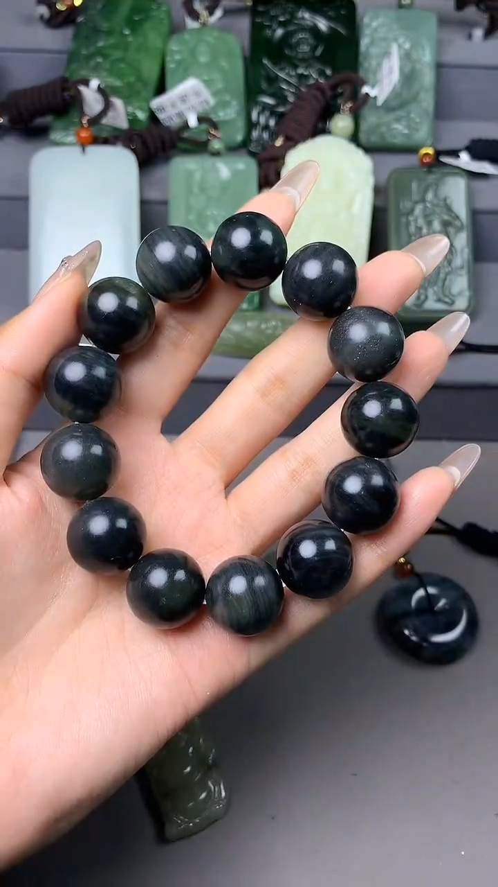 【闪购商品】定制和田玉挂件拍一发一不退不换