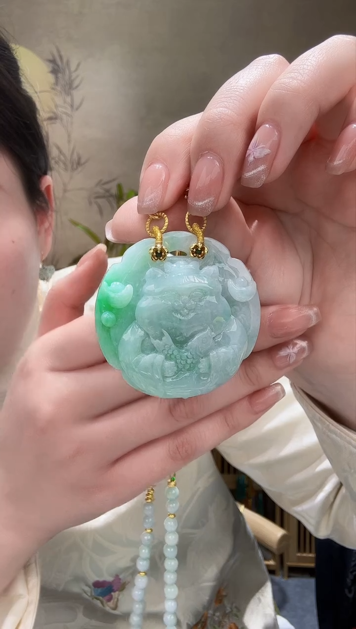 【闪购商品】翡翠颈饰未镶嵌吊坠