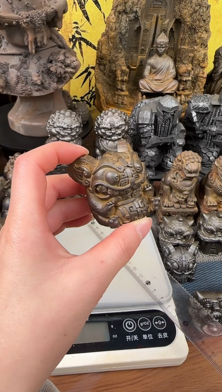 铁精致创意摆件吞金兽小号