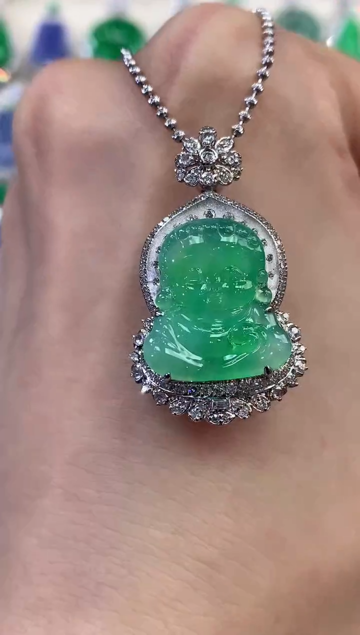 【闪购商品】翡翠吊坠(不含链)18K金镶嵌C36