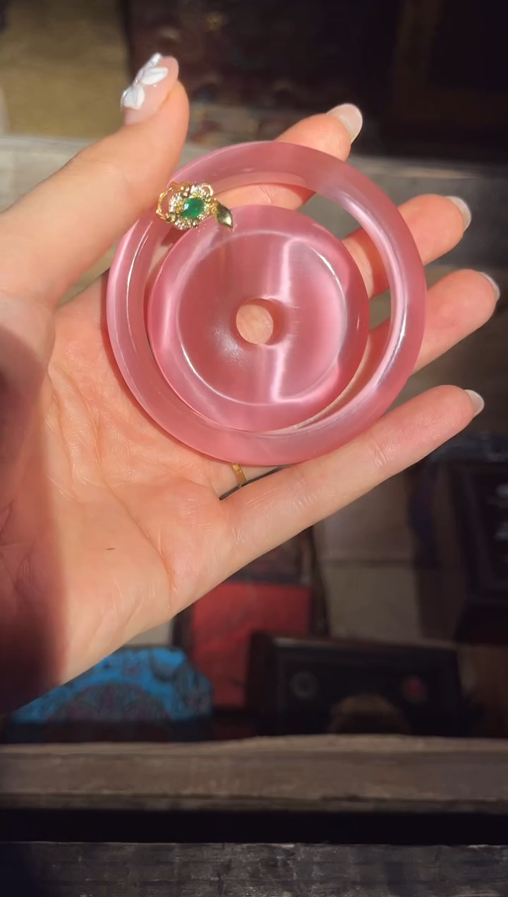【闪购商品】【闪购商品】粉色帕克和手镯