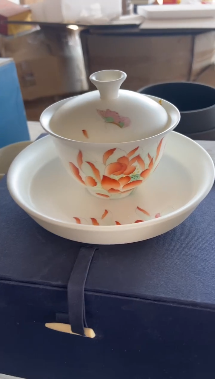 杯无运费险有瑕疵的摄影的产品有使用过的痕迹有点脏介意勿拍