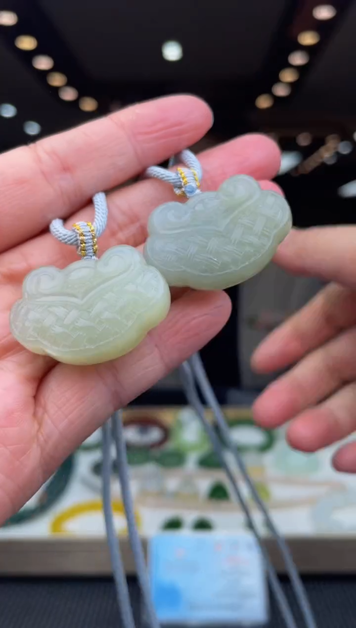 【闪购商品】定制和田玉天然和田玉多样性发其一