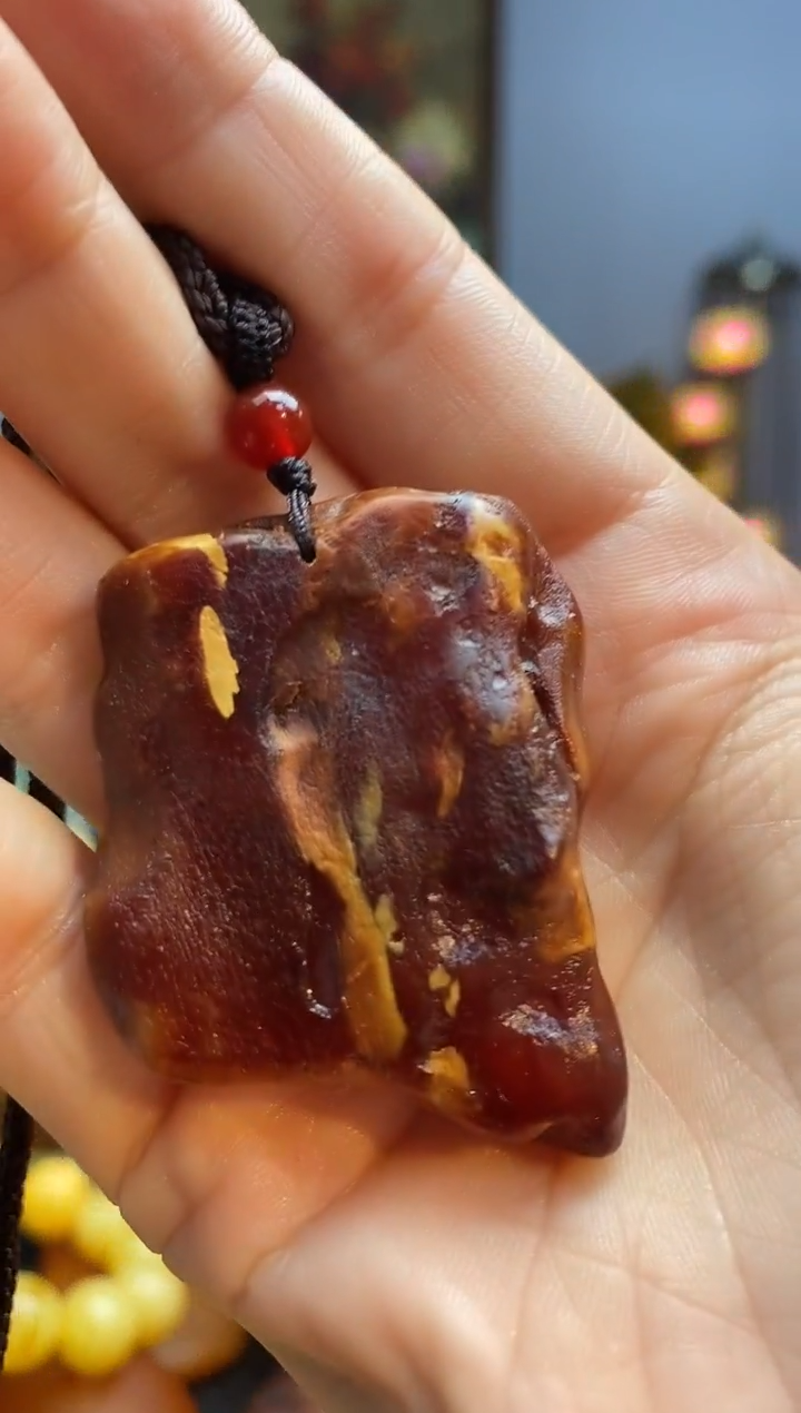 琥珀颈饰未镶嵌吊坠