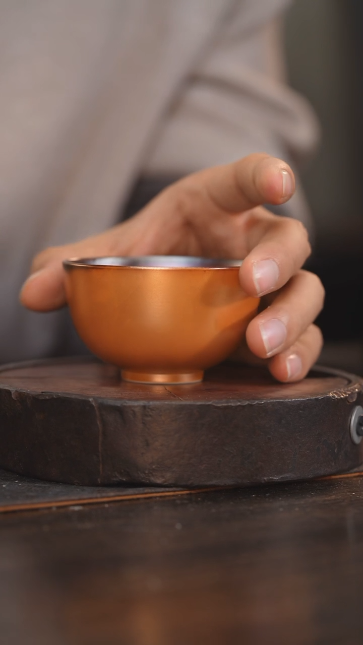 【闪购商品】杯76柴房陶瓷柴烧 金色杯