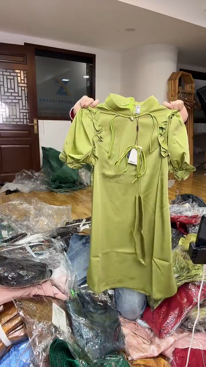 3XL码    135-145斤  裙子